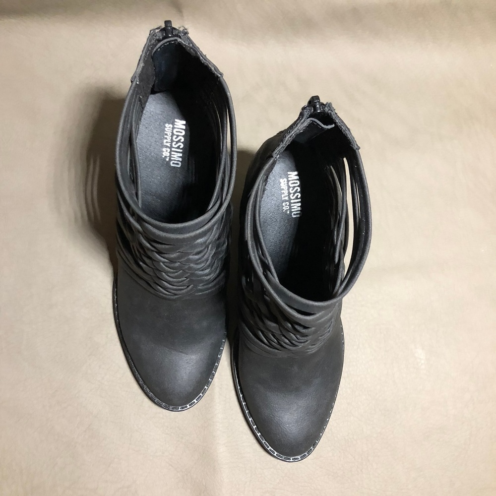 SOLD Mossimo Shiann Basket Weave Booties, Size 5 - Picture 6 of 6